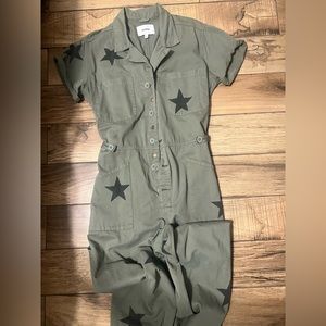 Pistola Grover jumpsuit. Women’s size XL